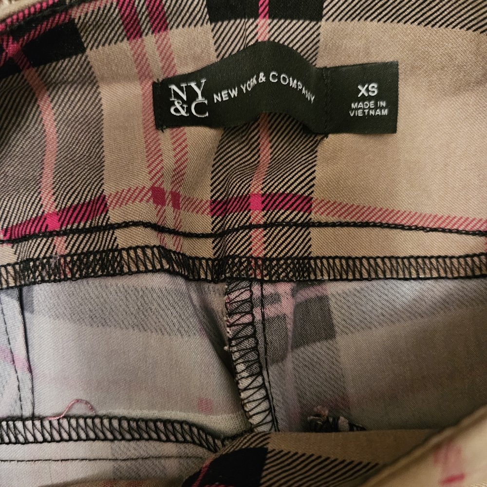 New York & Company Beige and Black Plaid Cropped Pants - Picture 8 of 8